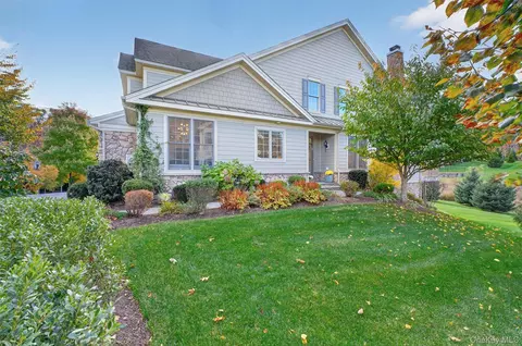 17 Deforest Dr, Cortlandt, NY 10567