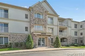 24 N De Baun Ave #303, Ramapo, NY 10901