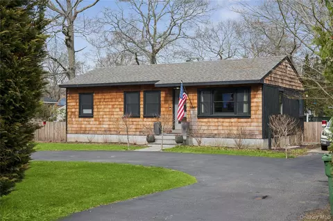 2786 Quogue Riverhead Rd, East Quogue, NY 11942