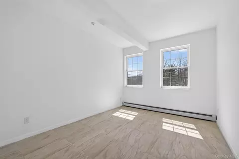Bedroom - 225 Van Duzer Rd, Wallkill, NY 10940 photo 7 of 7