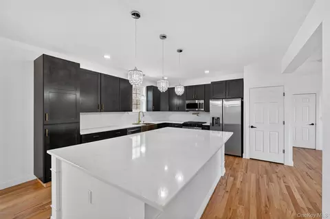 Kitchen - 225 Van Duzer Rd, Wallkill, NY 10940 photo 2 of 3