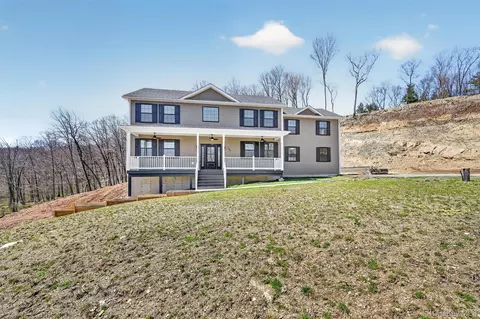 Exterior - 225 Van Duzer Rd, Wallkill, NY 10940 photo 2 of 5