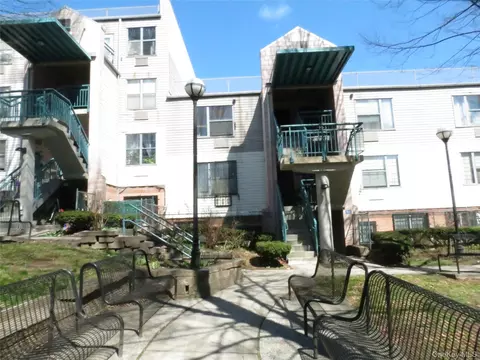 522 E 159th St #2B, New York, NY 10451