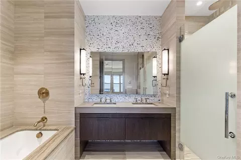 Bath - 120 Old Post Rd #PH-E303, Rye, NY 10580 photo 1 of 2