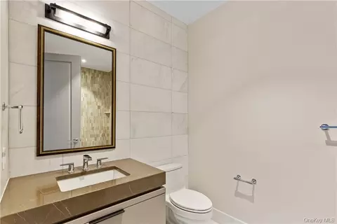 Bath - 120 Old Post Rd #PH-E303, Rye, NY 10580 photo 2 of 2