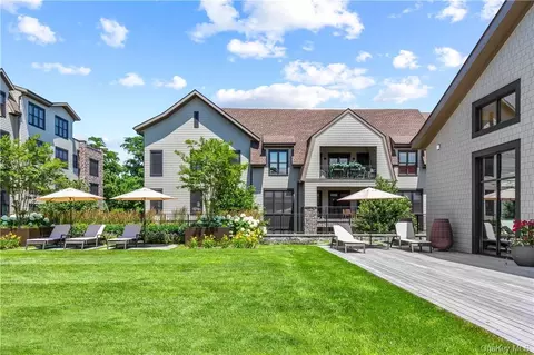 Exterior - 120 Old Post Rd #PH-E303, Rye, NY 10580 photo 5 of 5