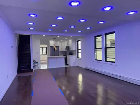 14944 20th Ave, New York, NY 11357