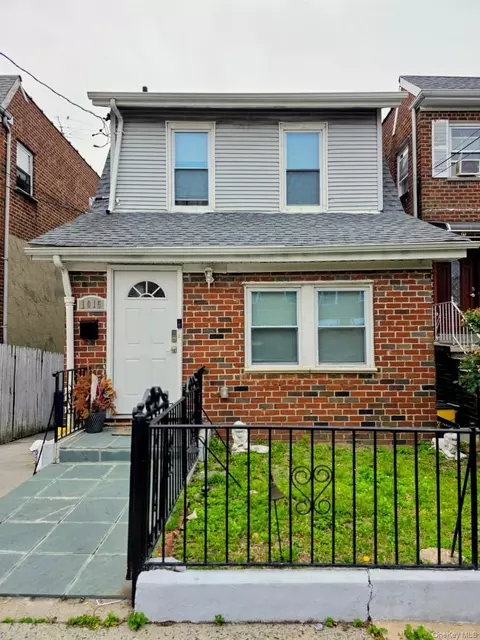 1015 Revere Ave, New York, NY 10465