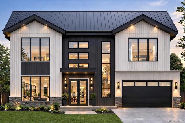 36 Hollyhock Rd, Levittown, NY 11756