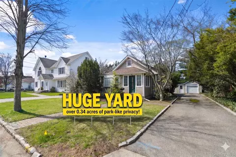 117 West Ave, Hicksville, NY 11801