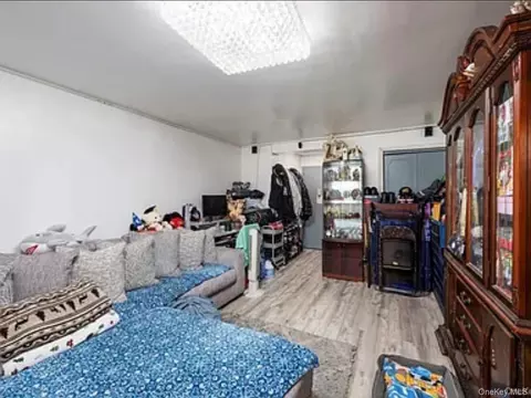 2661 Marion Ave #5A, New York, NY 10458