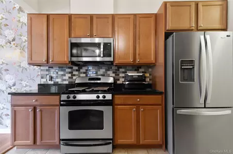 Kitchen - 19 Revolution Rd, Philipstown, NY 10516 photo 2 of 3