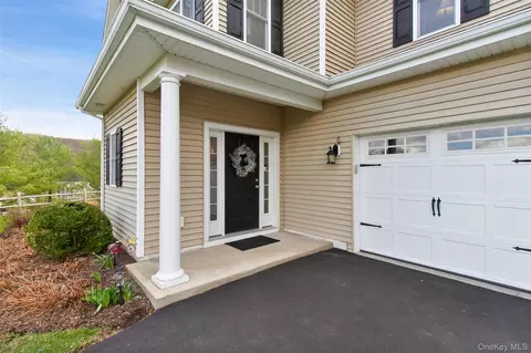 Exterior - 19 Revolution Rd, Philipstown, NY 10516 photo 3 of 11