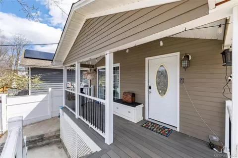 1463 Lincoln Ter, Peekskill, NY 10566