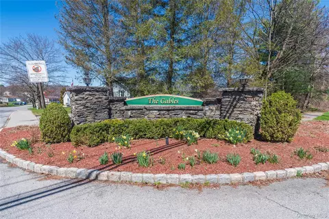 19 Biscayne Blvd, Poughkeepsie, NY 12603 photo 46
