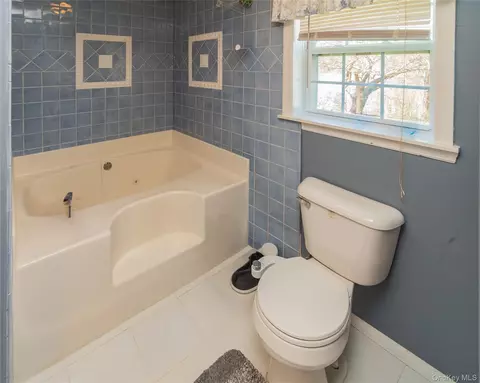 19 Biscayne Blvd, Poughkeepsie, NY 12603 photo 34