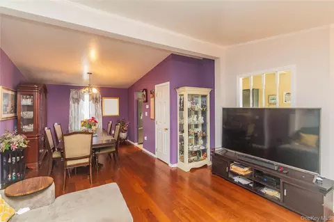 19 Biscayne Blvd, Poughkeepsie, NY 12603 photo 20