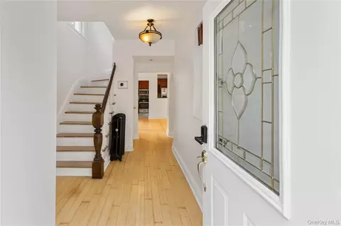 15 Desmond Ave, Yonkers, NY 10708