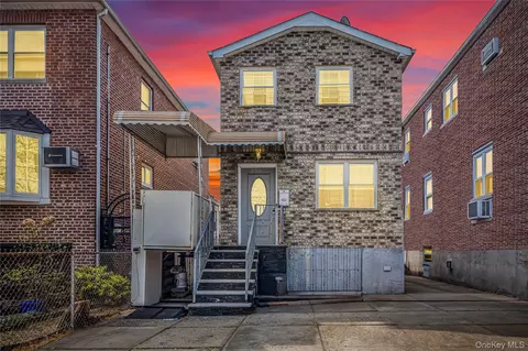 2515 Woodhull Ave, New York, NY 10469