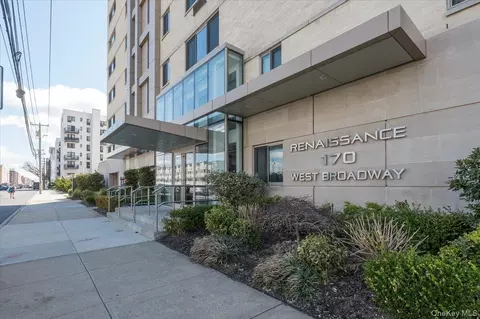 170 W Broadway #5E, Long Beach, NY 11561