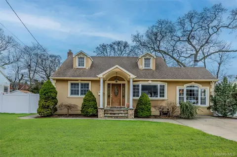 42 Irving Ave, North Babylon, NY 11703
