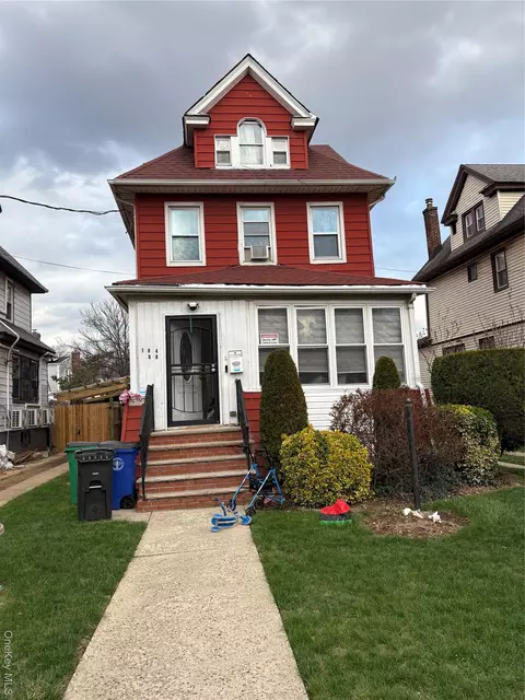 10409 189th St, New York, NY 11412