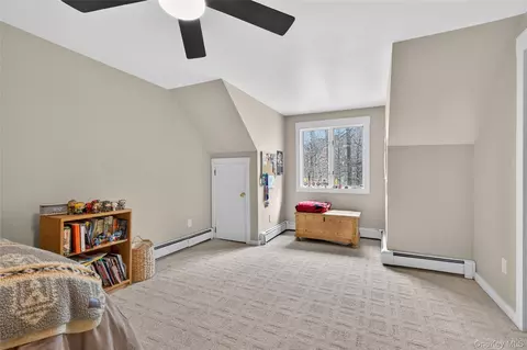 Bedroom - 3 Mountain Brook Rd, Cornwall, NY 12518 photo 9 of 9