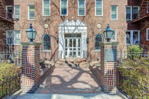 72-17 34th Ave #1S, New York, NY 11372