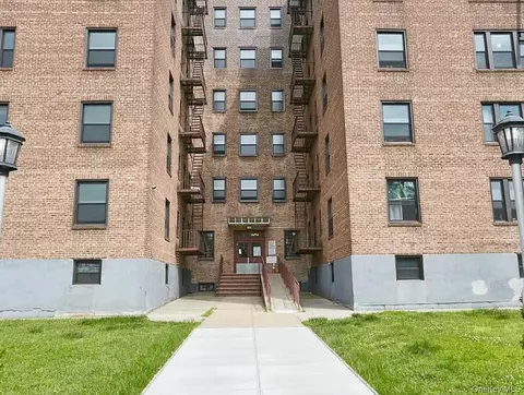 14480 Sanford Ave #6F, Flushing, NY 11355