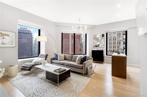 75 Wall St #25F, New York, NY 10005