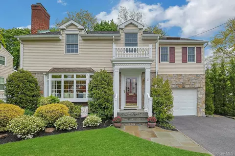 27 Longview Dr, Eastchester, NY 10709