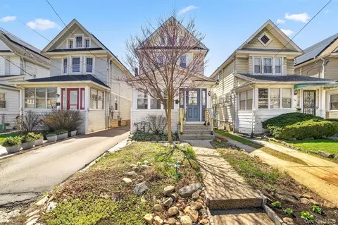 146 Beechwood Ave, Mount Vernon, NY 10553