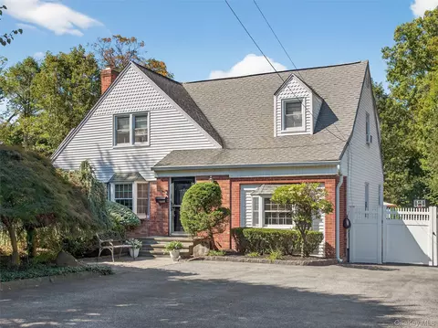 3 Hillside Ave, Ramapo, NY 10901