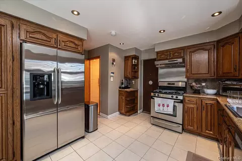 Kitchen - 19945 34th Ave, Flushing, NY 11358 photo 1 of 3