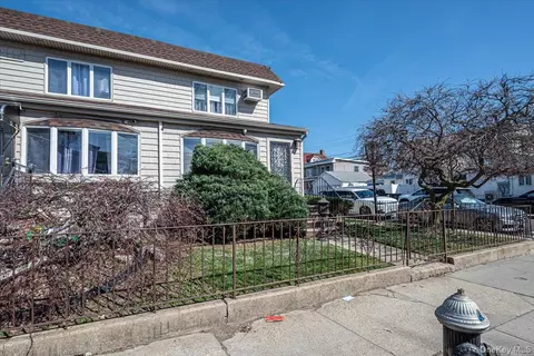 Exterior - 19945 34th Ave, Flushing, NY 11358 photo 3 of 5