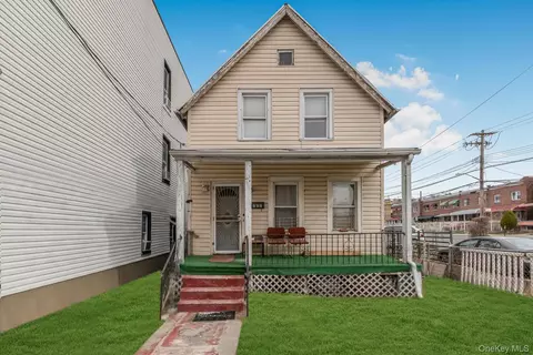 777 E 225th St, New York, NY 10466