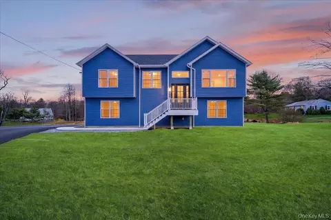 11 Widmer Rd, Wappinger, NY 12590