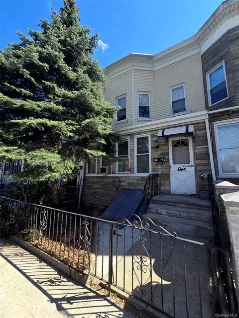 92-10 91st Ave, New York, NY 11421