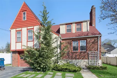 229 N Regent St, Port Chester, NY 10573