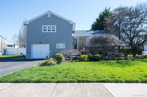 1797 Andrea Rd, East Meadow, NY 11554
