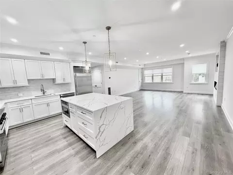 585 Main St #1A, Armonk, NY 10504
