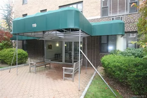 119 E Hartsdale Ave #5K, Greenburgh, NY 10530