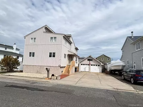 2591 Island Channel Rd, Seaford, NY 11783