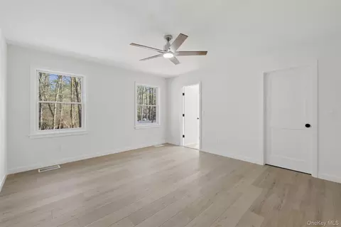 Bedroom - 21 Crawford Rd, Highland, NY 12528 photo 4 of 5