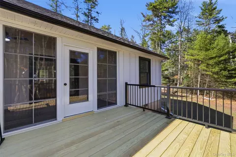 Exterior - 21 Crawford Rd, Highland, NY 12528 photo 12 of 15