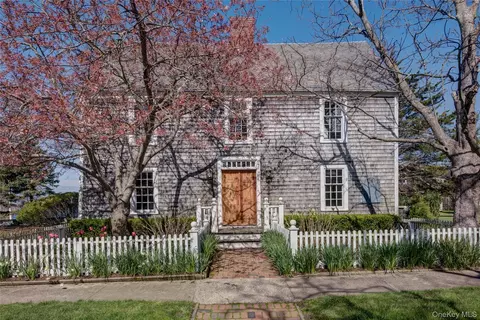 1970 Village Ln, Orient, NY 11957