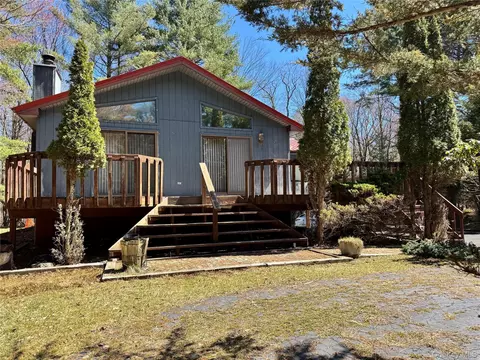 27 Gina Ln, Monticello, NY 12701