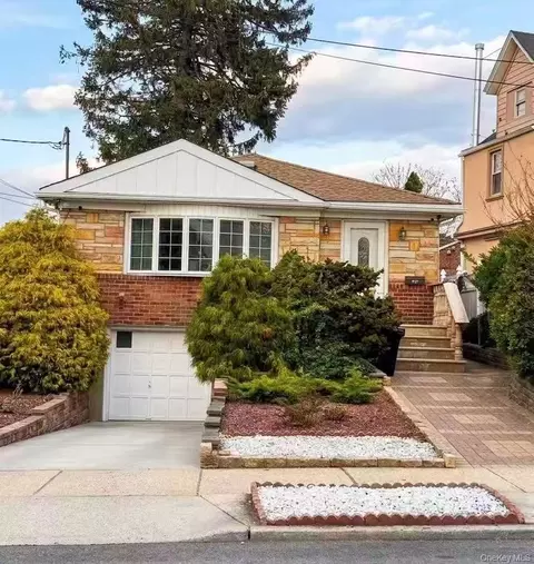 2643 211th St, New York, NY 11360