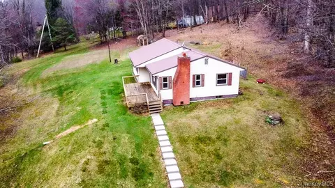 122 Twinshaven Rd, Napanoch, NY 12458