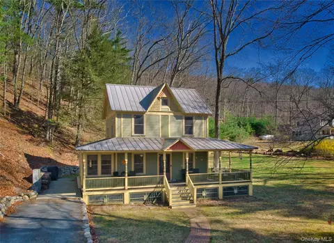 1193 South Rd, Mamakating, NY 12790